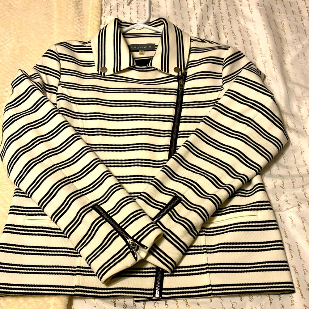 Beautiful horizontal stripped bagatelle bomber suit jacket